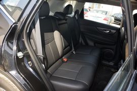 2014款日产奇骏2.5L