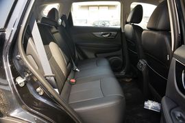 2014款日产奇骏2.5L