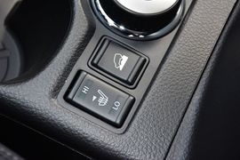 2014款日产奇骏2.5L