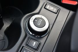 2014款日产奇骏2.5L