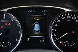 2014款日产奇骏2.5L