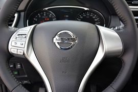 2014款日产奇骏2.5L