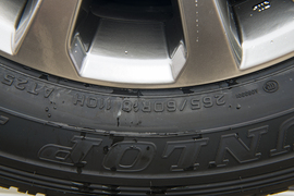 2018款丰田普拉多