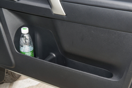 2018款丰田普拉多