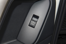 2018款丰田普拉多