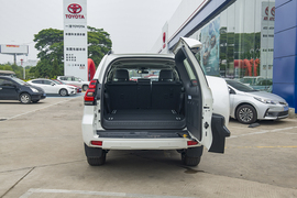 2018款丰田普拉多