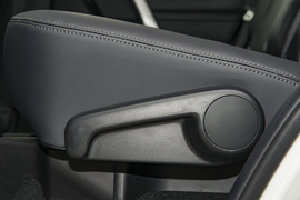 2018款丰田普拉多