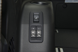 2018款丰田普拉多