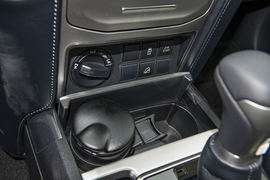 2018款丰田普拉多