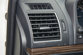 2018款丰田普拉多