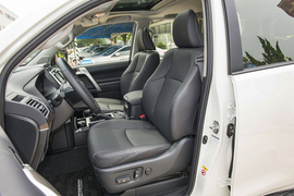 2018款丰田普拉多