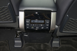 2018款丰田普拉多