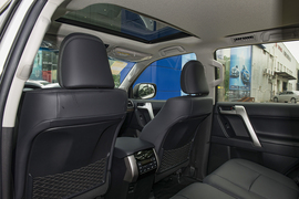 2018款丰田普拉多