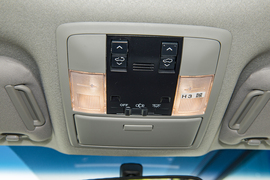 2018款丰田普拉多