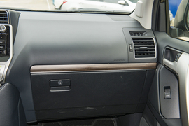 2018款丰田普拉多