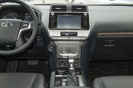 2018款丰田普拉多