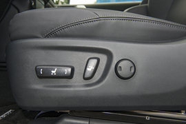 2018款丰田普拉多