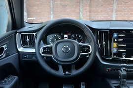 2019款沃尔沃XC60