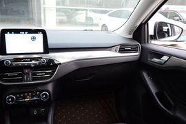 2019款福特福克斯