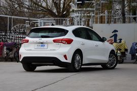 2019款福特福克斯