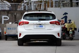 2019款福特福克斯