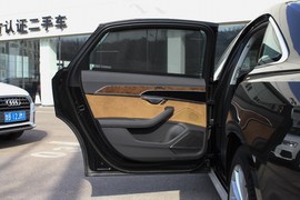 2018款奥迪A8L