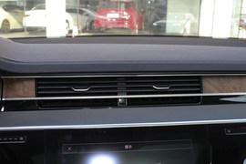 2018款奥迪A8L