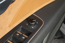 2018款奥迪A8L