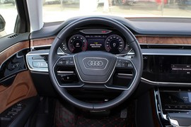 2018款奥迪A8L