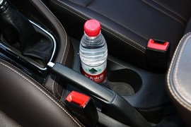 2018款长安逸动DT