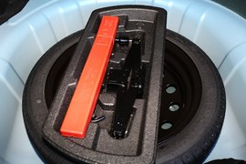 2018款长安逸动DT