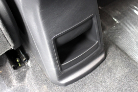 2018款长安逸动DT