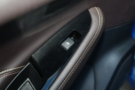 2018款长安逸动DT