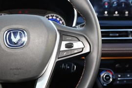 2018款长安逸动DT