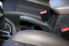 2018款长安逸动DT