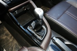 2018款长安逸动DT