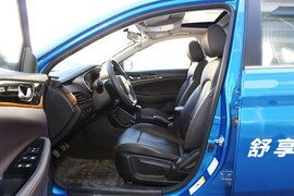 2018款长安逸动DT