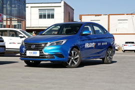 2018款长安逸动DT