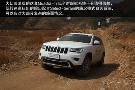 试驾大切诺基3.0TD柴油版