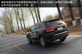 试驾大切诺基3.0TD柴油版