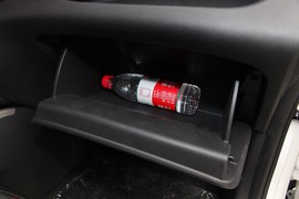 2019款长安奔奔EV360