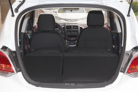 2019款长安奔奔EV360