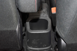 2019款长安奔奔EV360