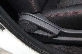 2019款长安奔奔EV360