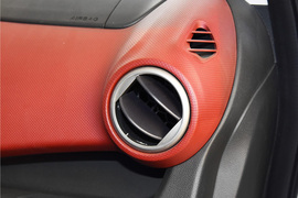 2019款长安奔奔EV360