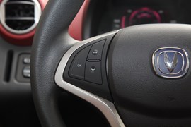 2019款长安奔奔EV360