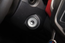 2019款长安奔奔EV360