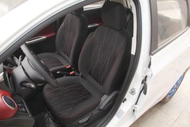 2019款长安奔奔EV360