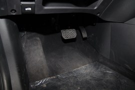 2019款长安奔奔EV360