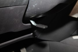 2019款长安奔奔EV360